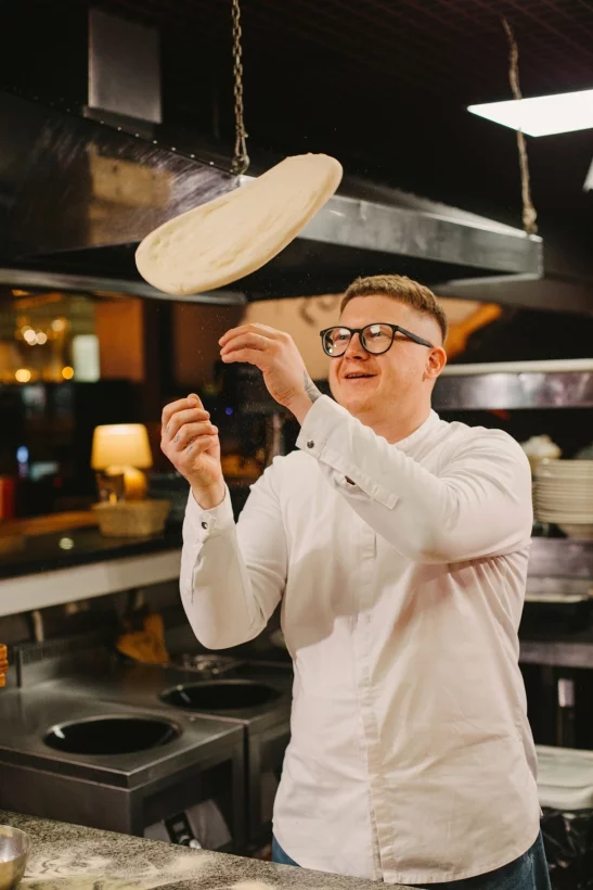 Интерьер/Экстерьер/Банкетная зона/Бар/Стол для двоих/Вход/Главный зал/Lounge зона ресторан Перчини фото