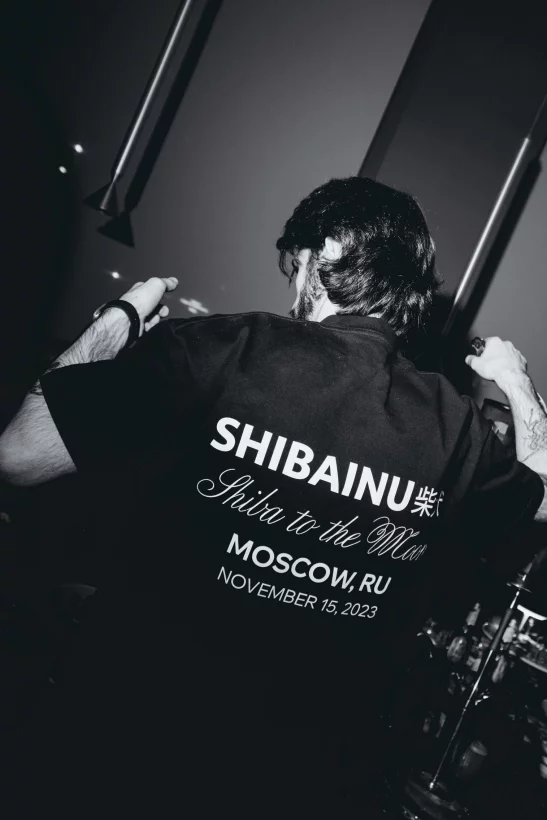 Интерьер/Экстерьер/Банкетная зона/Бар/Стол для двоих/Вход/Главный зал/Lounge зона лаунж Shibainu Cloud 9 фото