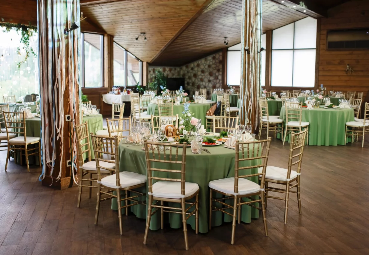 Интерьер/Экстерьер/Банкетная зона/Бар/Стол для двоих/Вход/Главный зал/Lounge зона ресторан Дом фото