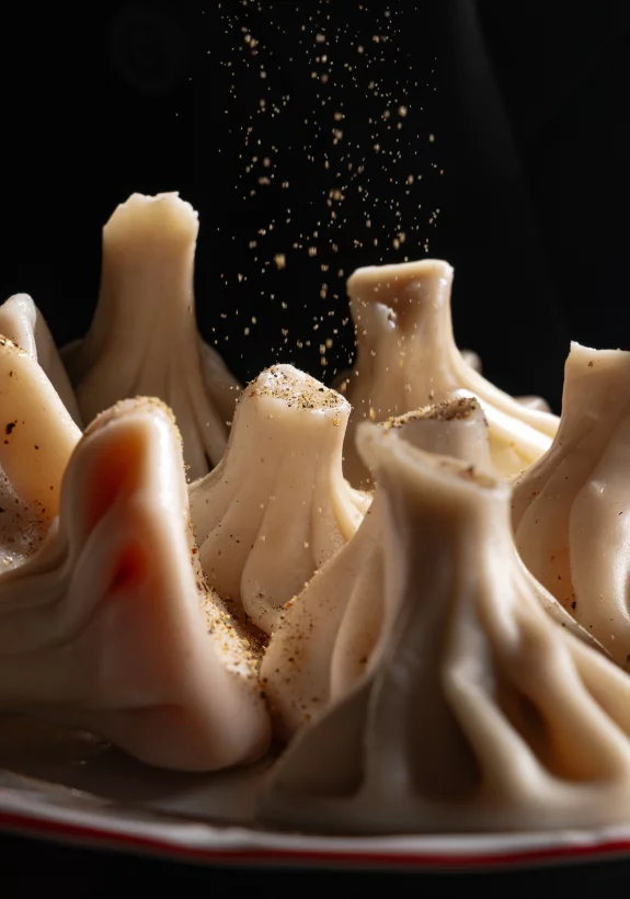 Интерьер/Экстерьер/Банкетная зона/Бар/Стол для двоих/Вход/Главный зал/Lounge зона ресторан Pádre Khinkali фото