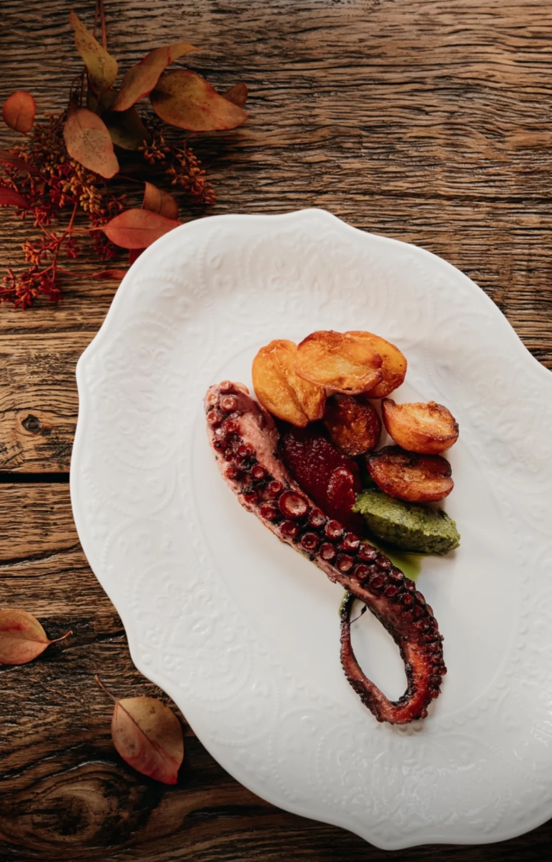 Интерьер/Экстерьер/Банкетная зона/Бар/Стол для двоих/Вход/Главный зал/Lounge зона ресторан Grassa фото