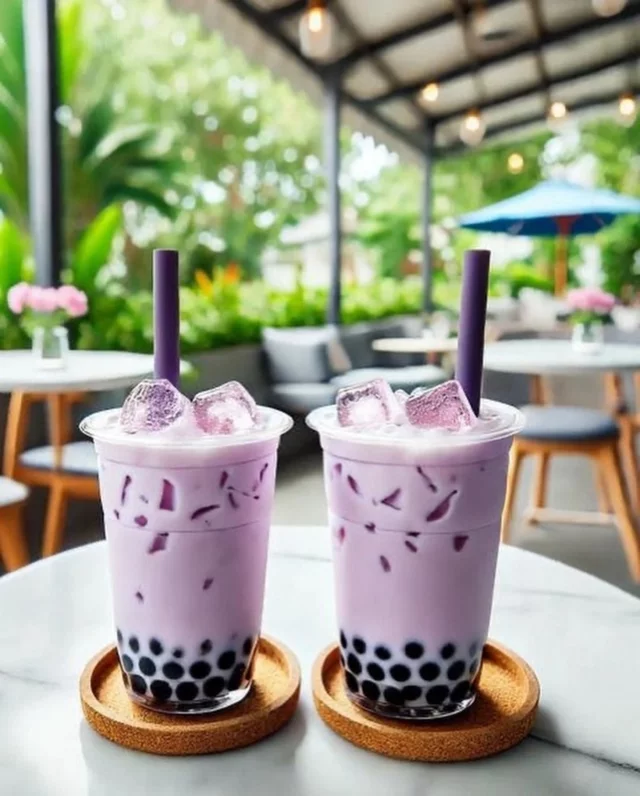 Интерьер/Экстерьер/Банкетная зона/Бар/Стол для двоих/Вход/Главный зал/Lounge зона кафе-мороженое BRandIce фото