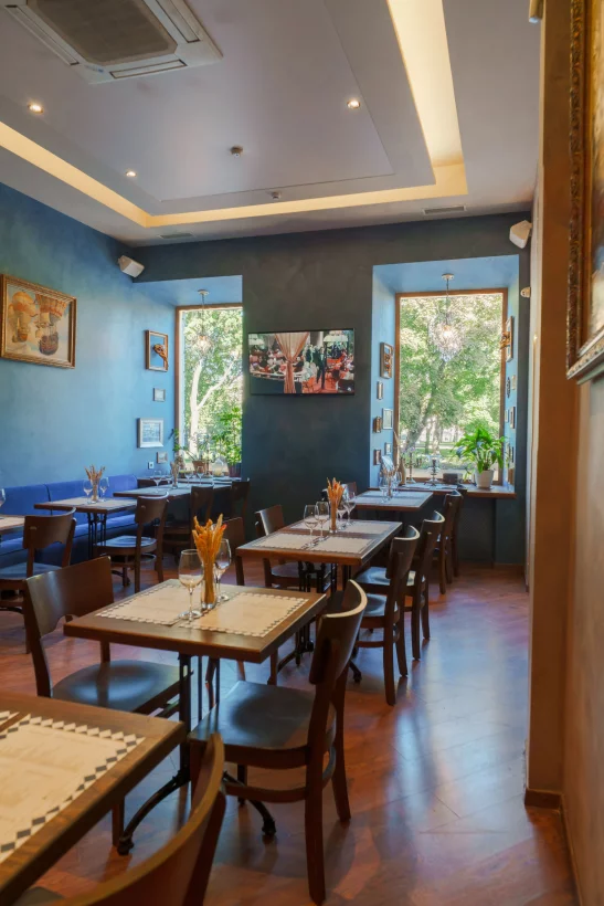 Интерьер/Экстерьер/Банкетная зона/Бар/Стол для двоих/Вход/Главный зал/Lounge зона ресторан Sapori di Italia фото