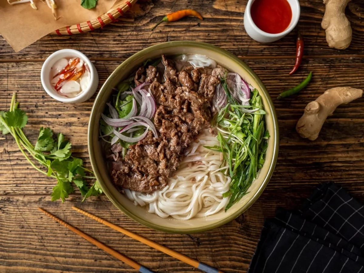 Отзыв о Кафе-терраса "На Высоте" (Крым, Ялта) Выпить коктейль? Здорово. Покушать