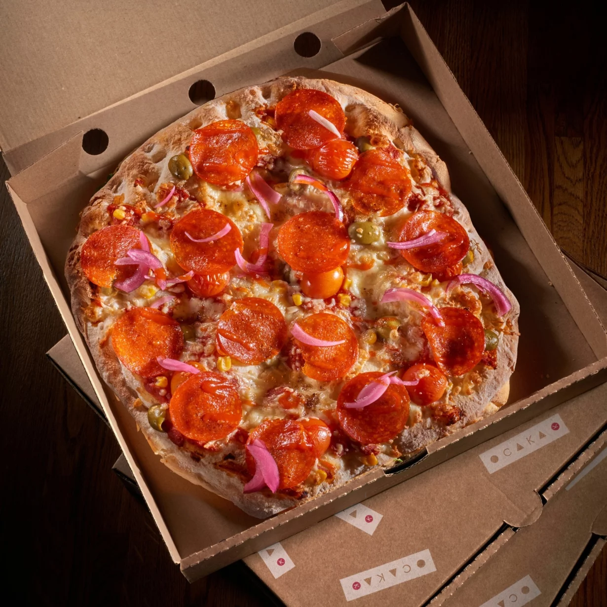 Интерьер/Экстерьер/Банкетная зона/Бар/Стол для двоих/Вход/Главный зал/Lounge зона кафе Осака фото