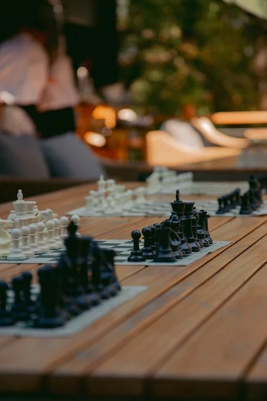 Интерьер/Экстерьер/Банкетная зона/Бар/Стол для двоих/Вход/Главный зал/Lounge зона ресторан Берег фото