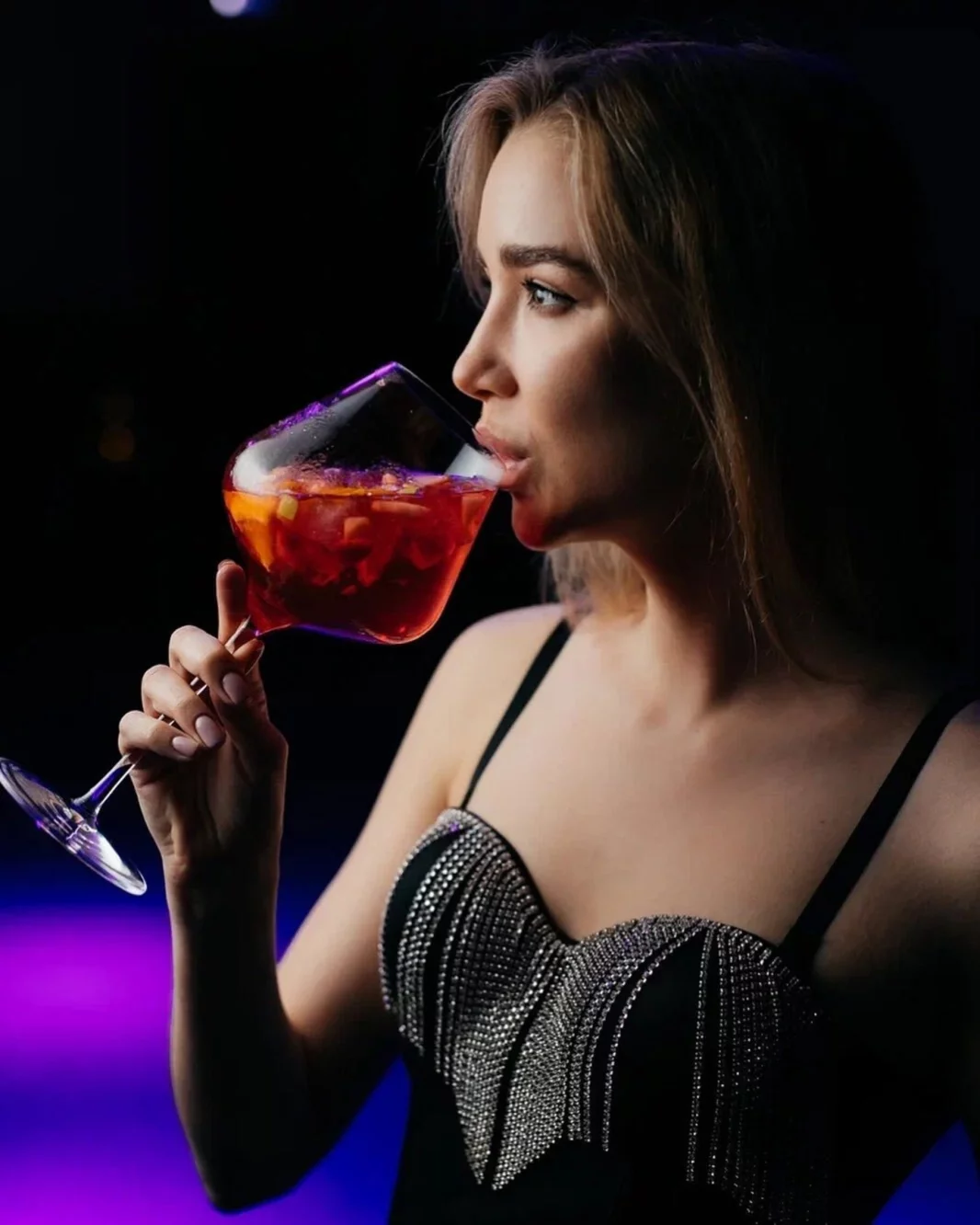 Интерьер/Экстерьер/Банкетная зона/Бар/Стол для двоих/Вход/Главный зал/Lounge зона ресторан Графский парк фото