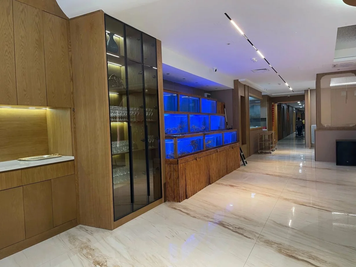 Интерьер/Экстерьер/Банкетная зона/Бар/Стол для двоих/Вход/Главный зал/Lounge зона ресторан Шанхай фото