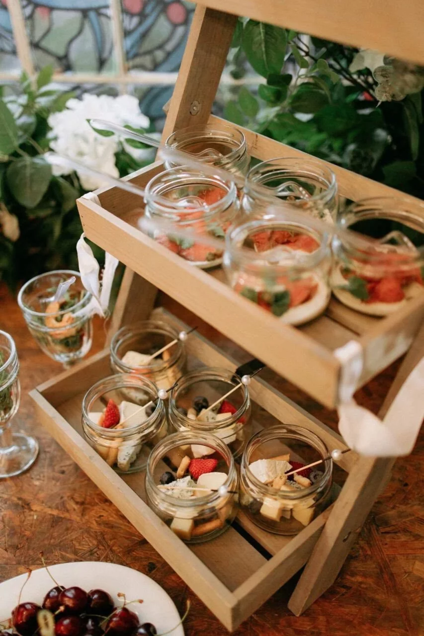 Интерьер/Экстерьер/Банкетная зона/Бар/Стол для двоих/Вход/Главный зал/Lounge зона лофт Family Loft фото