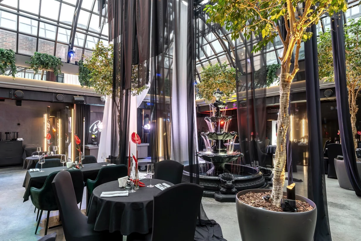 Интерьер/Экстерьер/Банкетная зона/Бар/Стол для двоих/Вход/Главный зал/Lounge зона ресторан Kaif Provenance фото