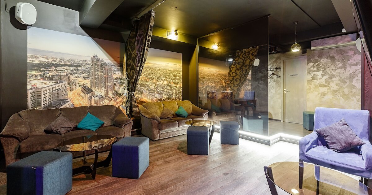 октябрьская революция 334а коломна. бобровский бар коломна. караоке клуб 2 rooms москва. бобровский бар коломна. бобровский бар коломна.