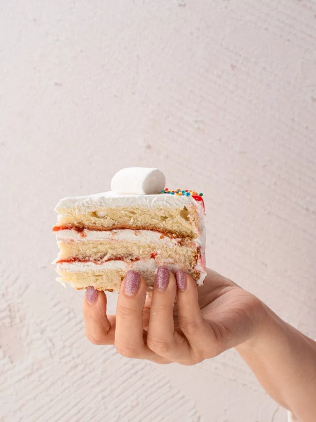 Интерьер/Экстерьер/Банкетная зона/Бар/Стол для двоих/Вход/Главный зал/Lounge зона кондитерская Дудник фото