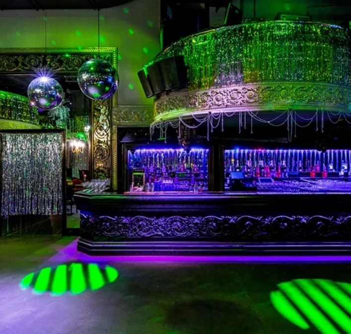 Интерьер/Экстерьер/Банкетная зона/Бар/Стол для двоих/Вход/Главный зал/Lounge зона ресторанный комплекс Soho Rooms фото