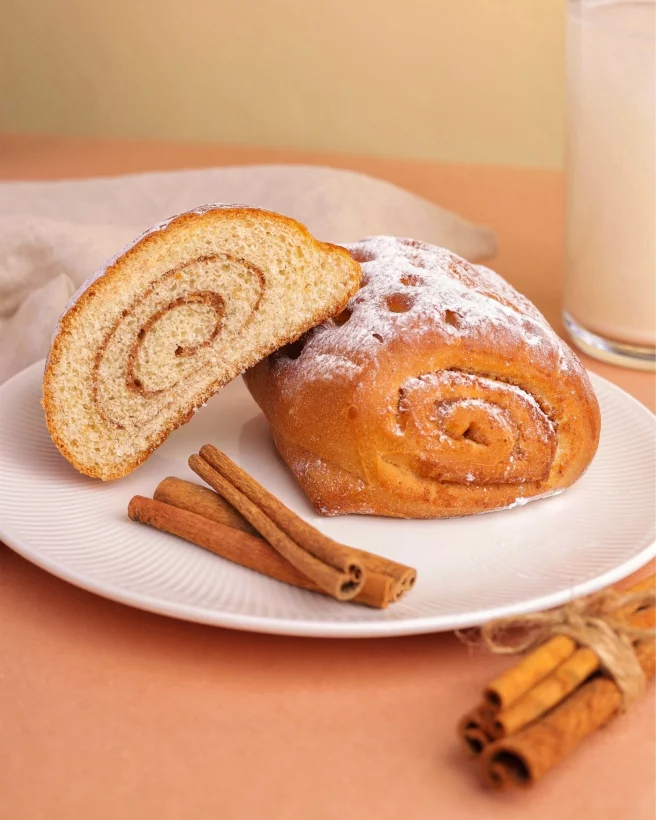 Интерьер/Экстерьер/Банкетная зона/Бар/Стол для двоих/Вход/Главный зал/Lounge зона кондитерская Лакомка фото