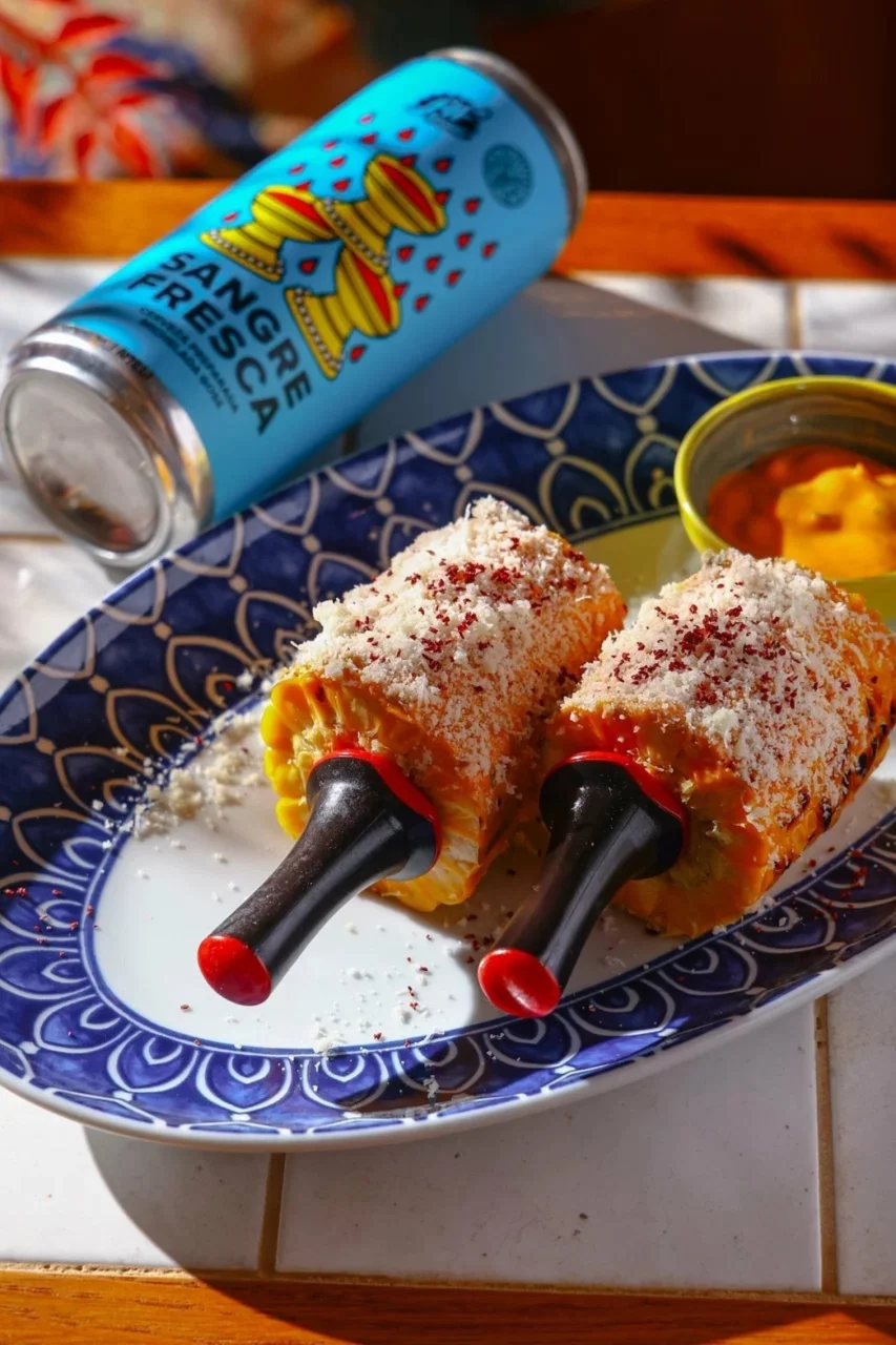 Интерьер/Экстерьер/Банкетная зона/Бар/Стол для двоих/Вход/Главный зал/Lounge зона ресторан Paloma Cantina фото