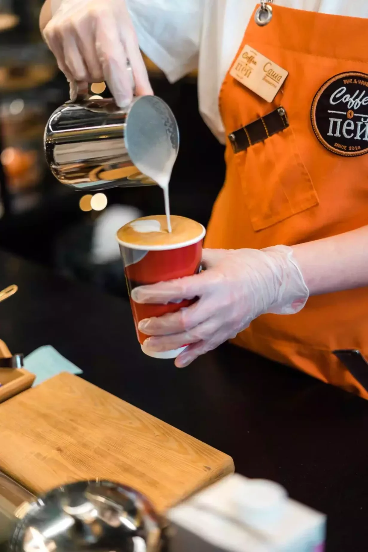 Интерьер/Экстерьер/Банкетная зона/Бар/Стол для двоих/Вход/Главный зал/Lounge зона кофейня Coffee Пей фото