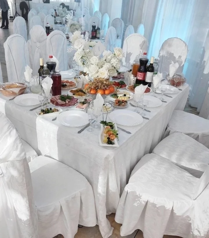 Секс машинасында шұлықта Катя Морозова, порно актриса