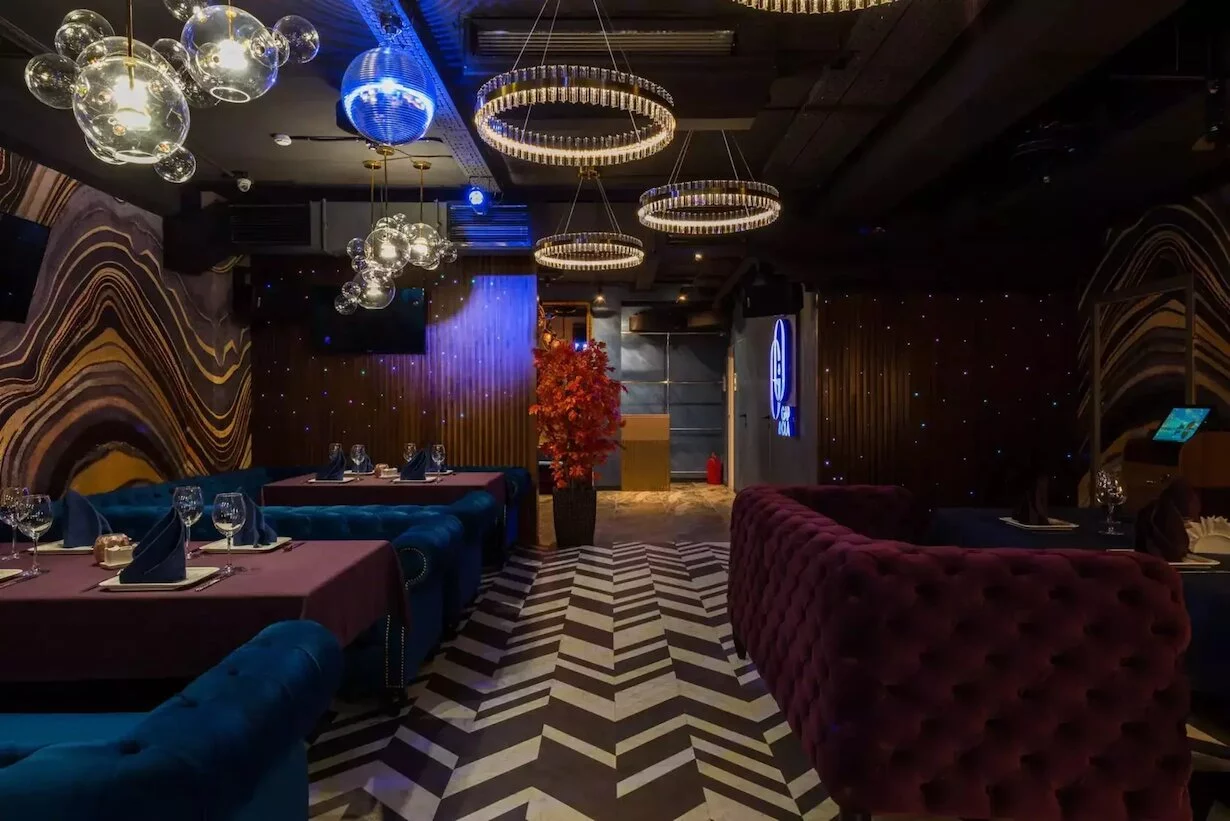 Ресторан и клуб «Gap&Ola» / «Гэп энд ола», Москва: бронирование, цены ...