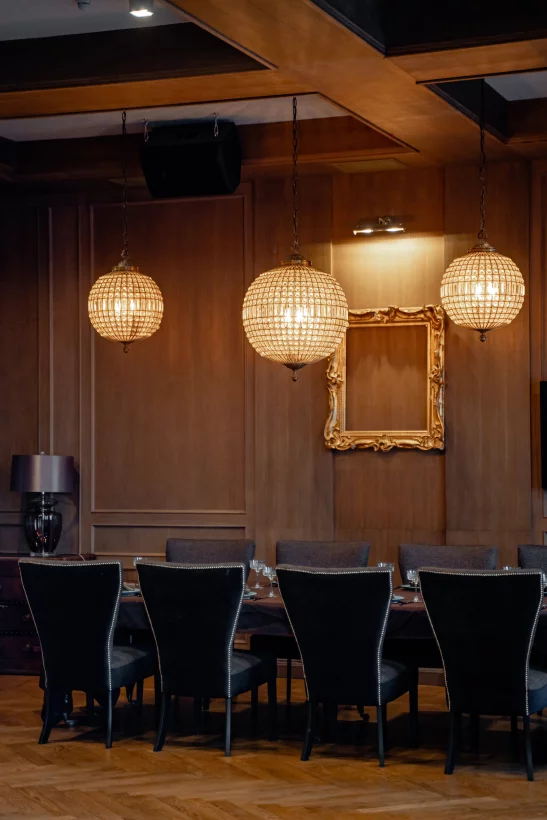 Интерьер/Экстерьер/Банкетная зона/Бар/Стол для двоих/Вход/Главный зал/Lounge зона ресторан Некрасов фото