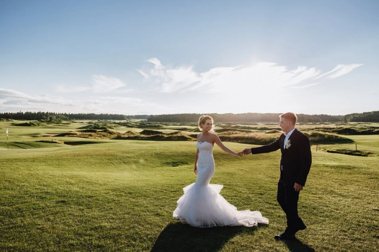 Интерьер/Экстерьер/Банкетная зона/Бар/Стол для двоих/Вход/Главный зал/Lounge зона ресторан Gorki Golf & Resort фото