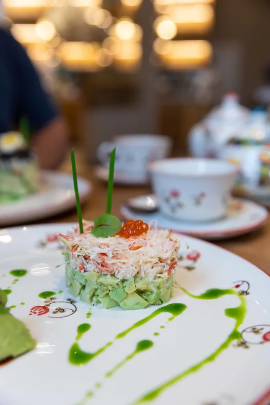 Интерьер/Экстерьер/Банкетная зона/Бар/Стол для двоих/Вход/Главный зал/Lounge зона ресторан Есения фото