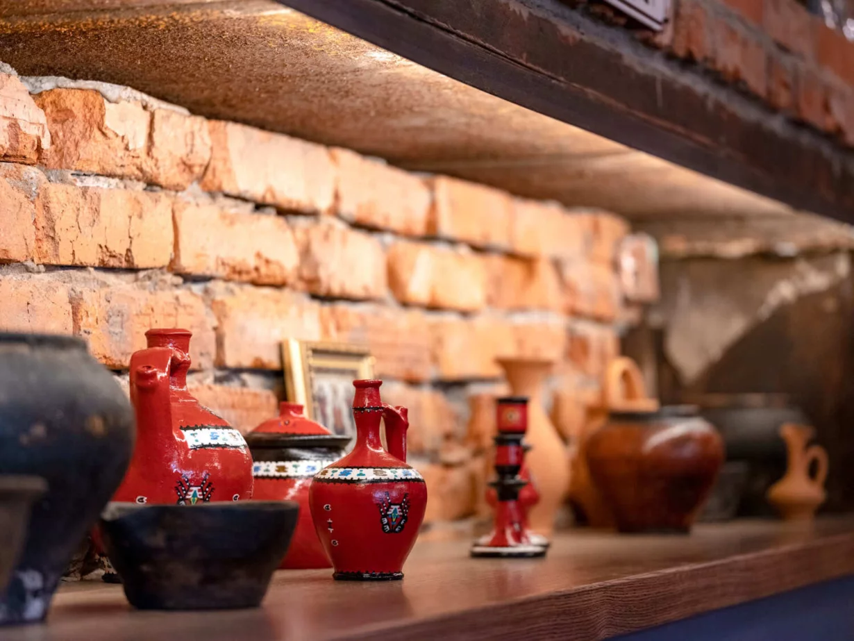 Интерьер/Экстерьер/Банкетная зона/Бар/Стол для двоих/Вход/Главный зал/Lounge зона ресторан Субботица Фили фото