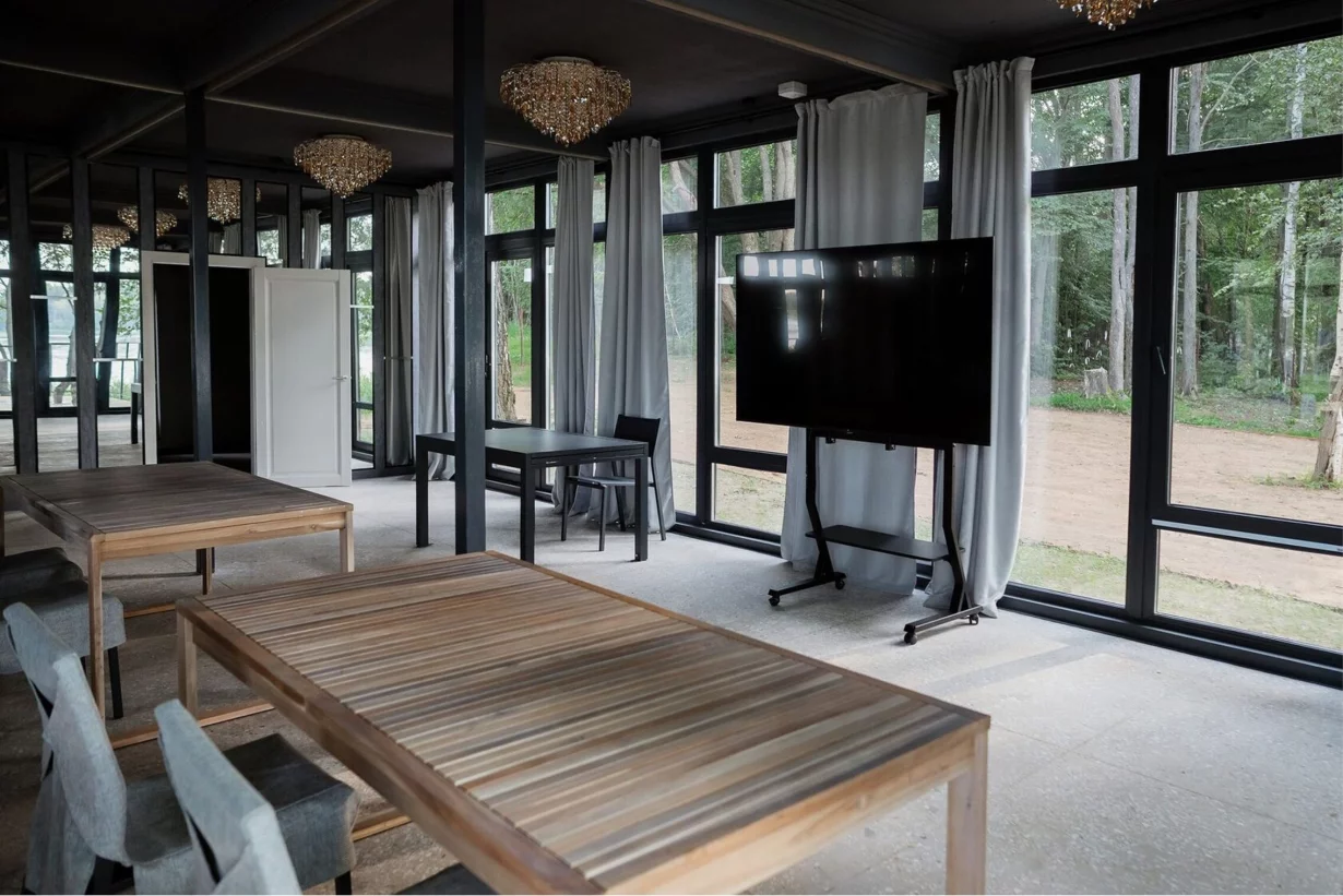 Интерьер/Экстерьер/Банкетная зона/Бар/Стол для двоих/Вход/Главный зал/Lounge зона ресторан Берег желаний фото