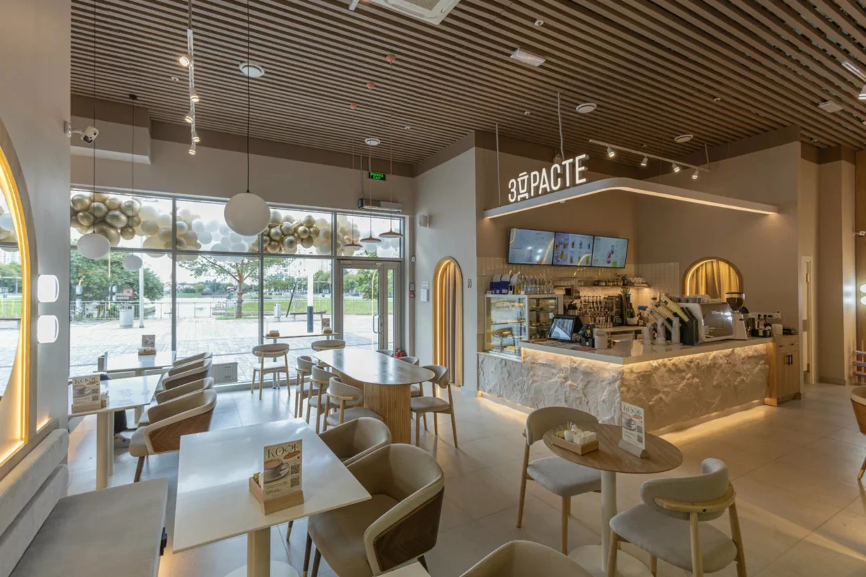 Интерьер/Экстерьер/Банкетная зона/Бар/Стол для двоих/Вход/Главный зал/Lounge зона кафе Здрасте фото