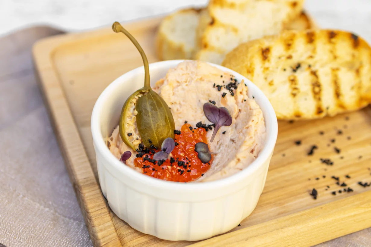 Интерьер/Экстерьер/Банкетная зона/Бар/Стол для двоих/Вход/Главный зал/Lounge зона ресторан Sadu фото