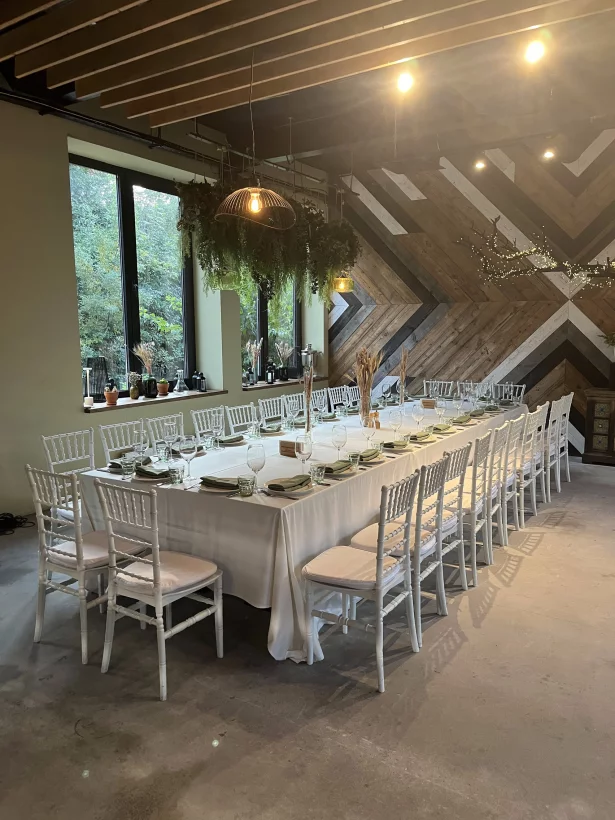 Интерьер/Экстерьер/Банкетная зона/Бар/Стол для двоих/Вход/Главный зал/Lounge зона ресторан Берег фото