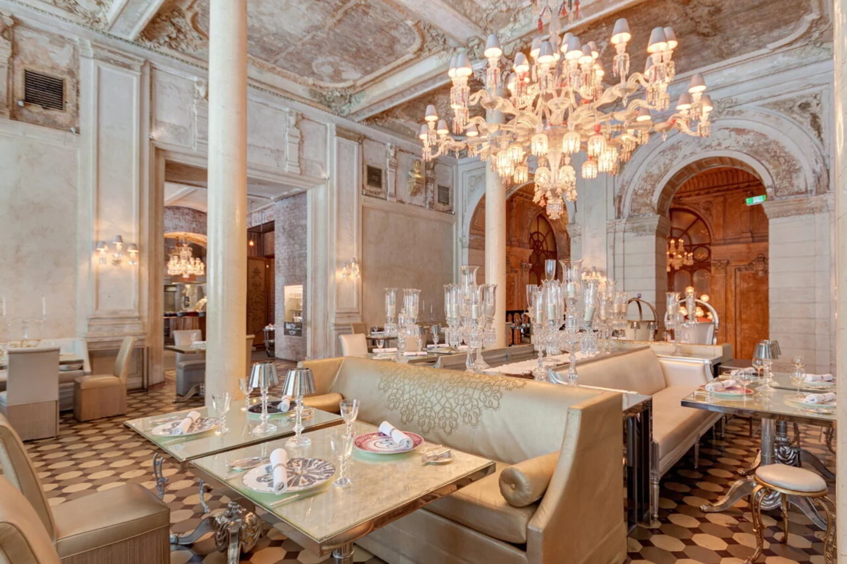 Cristal Room Baccarat