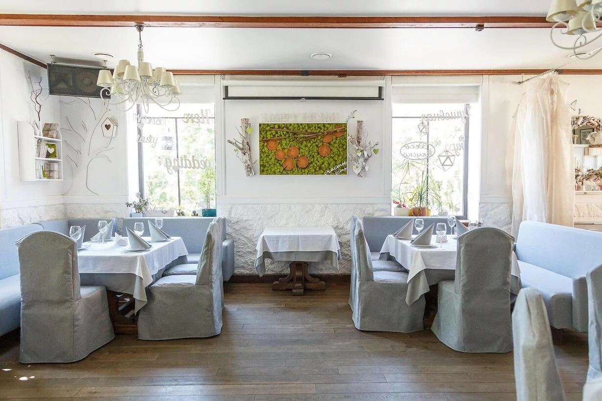 Банкетный зал ресторана Винтаж (Vintage) на проспекте Энгельса - ТоМесто Санкт-П