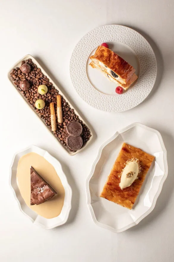 Интерьер/Экстерьер/Банкетная зона/Бар/Стол для двоих/Вход/Главный зал/Lounge зона ресторан Sansa фото