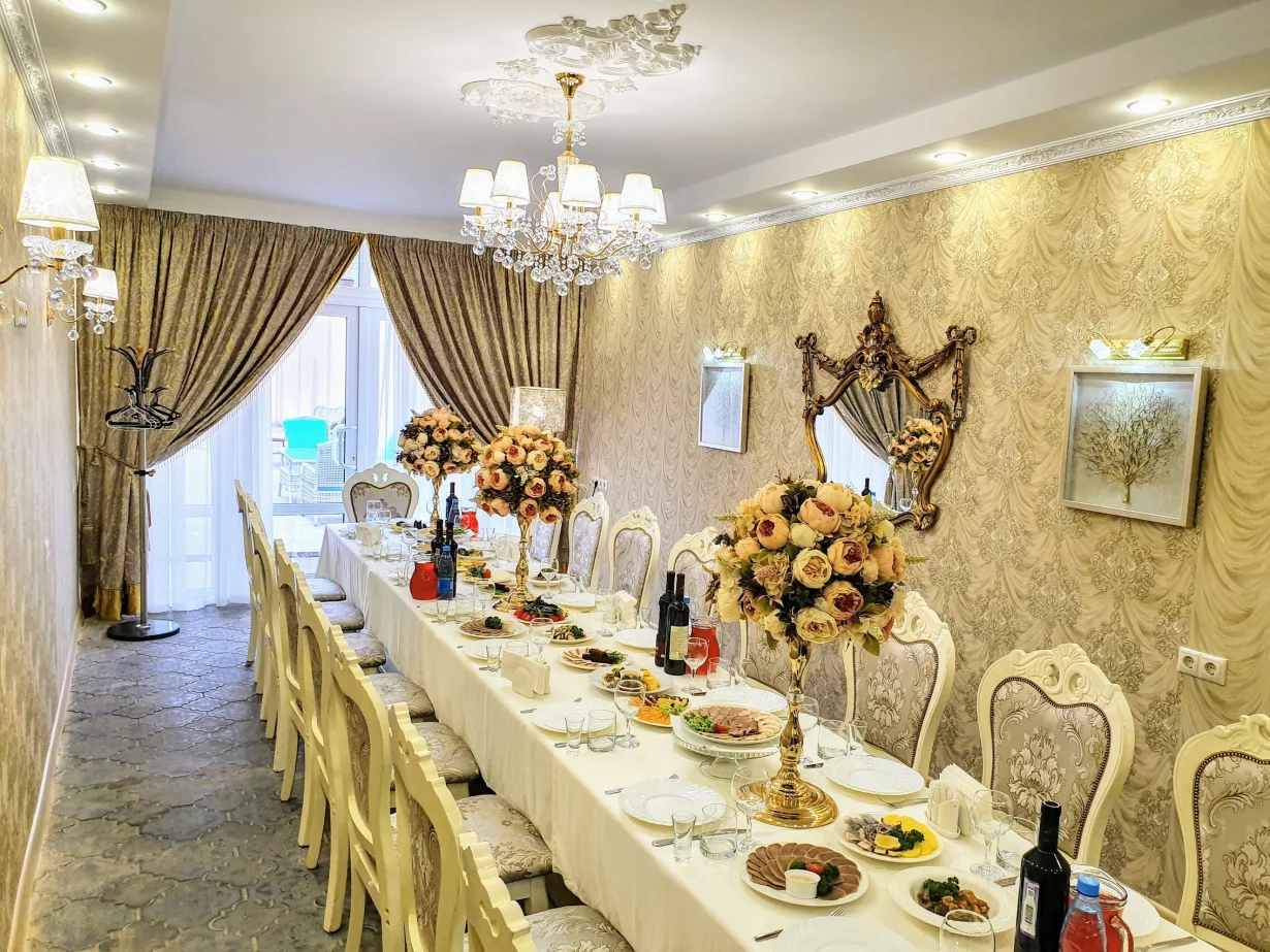 Малый зал Империя