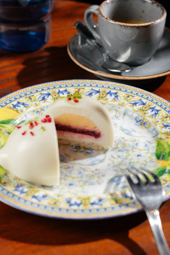 Интерьер/Экстерьер/Банкетная зона/Бар/Стол для двоих/Вход/Главный зал/Lounge зона ресторан Sapori di Italia фото