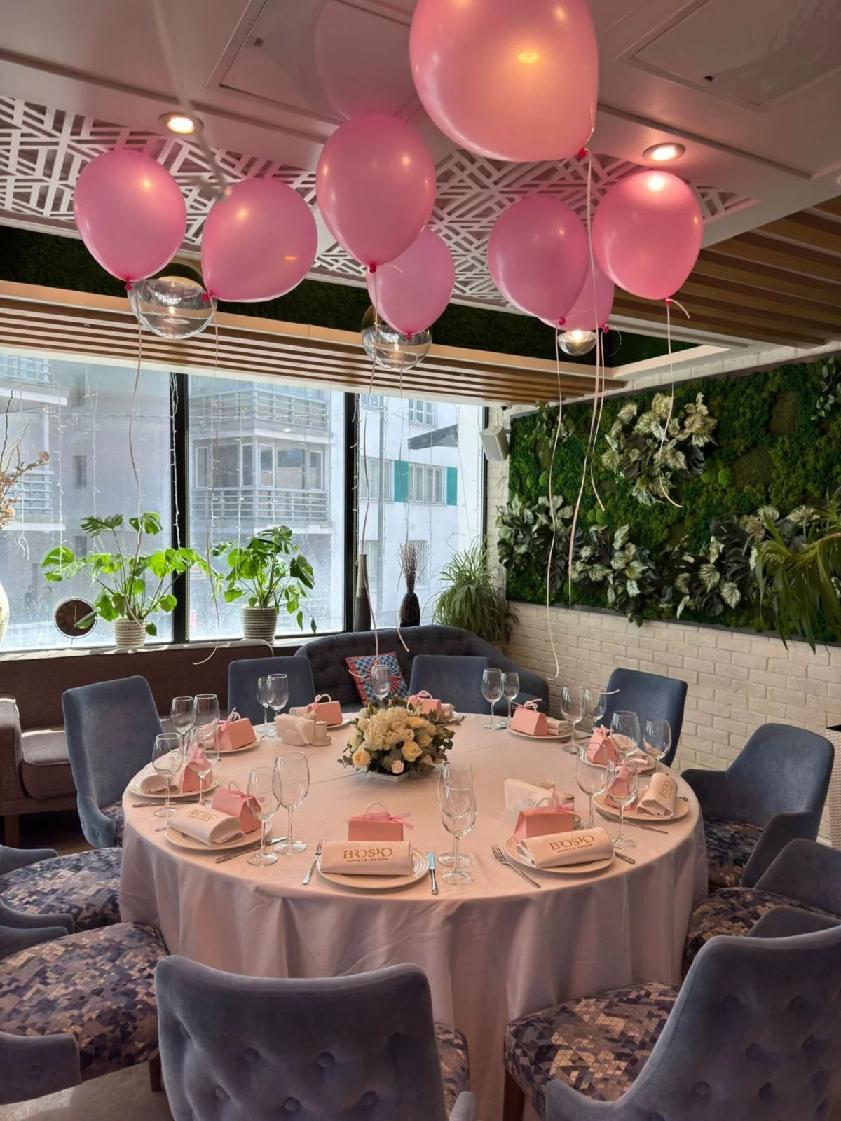 VIP-зал Броско