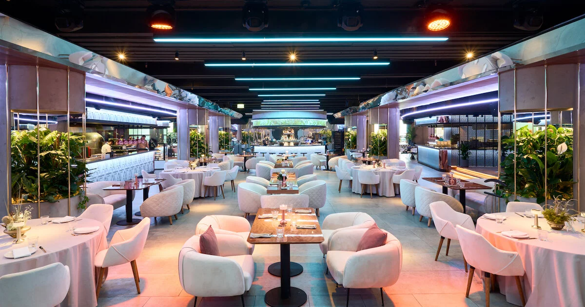 Ресторан «Vasilchuki Chaihona №1» / «Васильчуки чайхона номер один ...