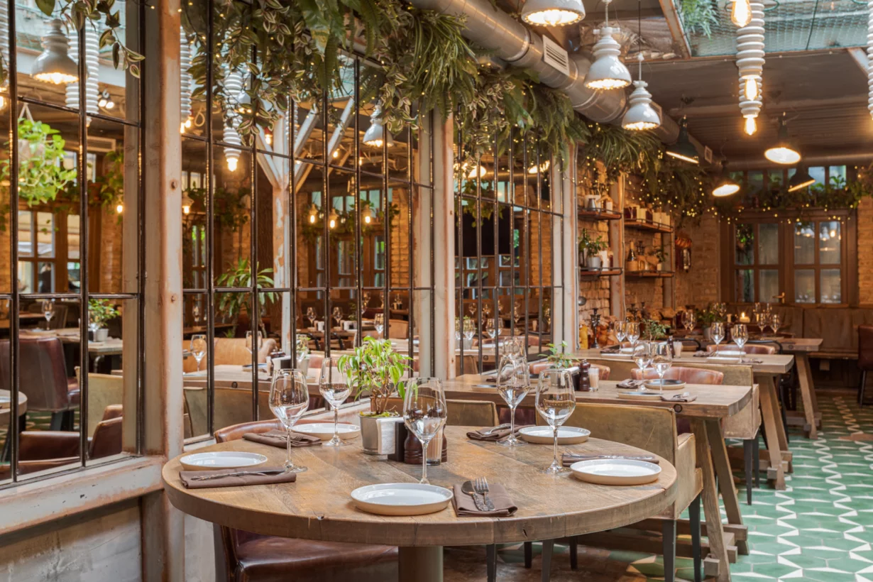 Интерьер/Экстерьер/Банкетная зона/Бар/Стол для двоих/Вход/Главный зал/Lounge зона ресторан DiDi фото