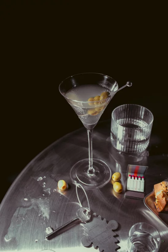 Интерьер/Экстерьер/Банкетная зона/Бар/Стол для двоих/Вход/Главный зал/Lounge зона бар Nomer фото