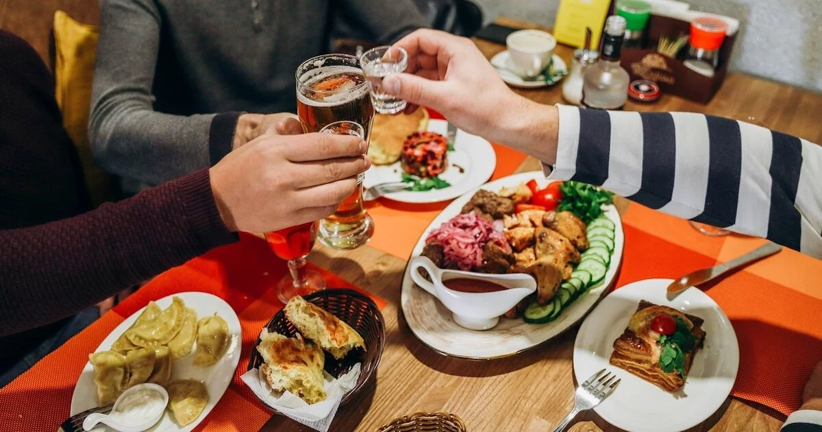Кафе «Family Grill» / «Фемили гриль», Казань: бронирование, цены, меню ...