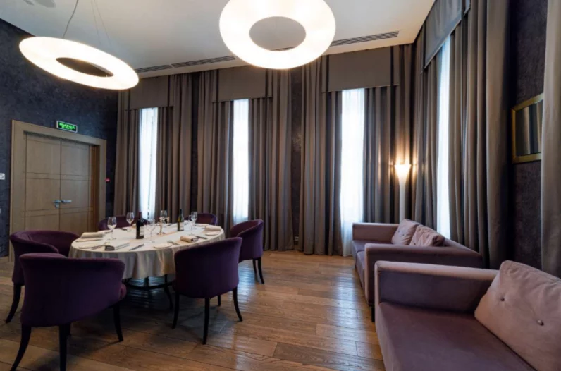 Сиреневый зал Особняк на Пятницкой ex. Drink and dinners