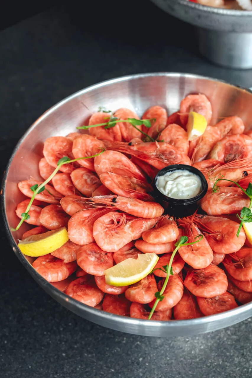 Интерьер/Экстерьер/Банкетная зона/Бар/Стол для двоих/Вход/Главный зал/Lounge зона гастробар Деликатеска фото