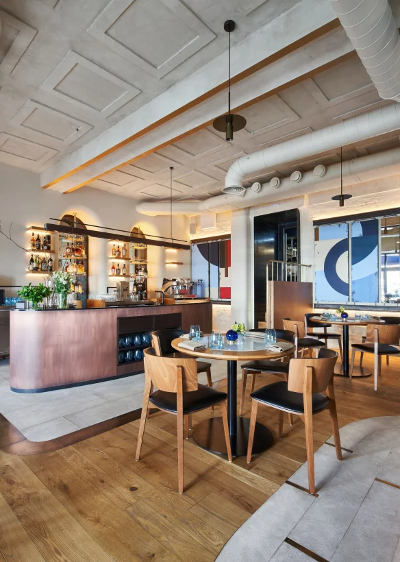 Интерьер/Экстерьер/Банкетная зона/Бар/Стол для двоих/Вход/Главный зал/Lounge зона ресторан Sixty Four фото