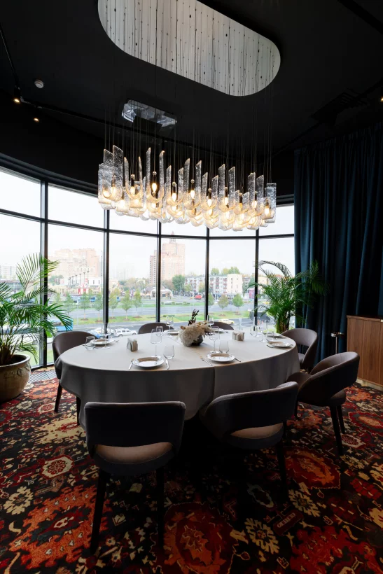 Интерьер/Экстерьер/Банкетная зона/Бар/Стол для двоих/Вход/Главный зал/Lounge зона ресторан Мейхана фото