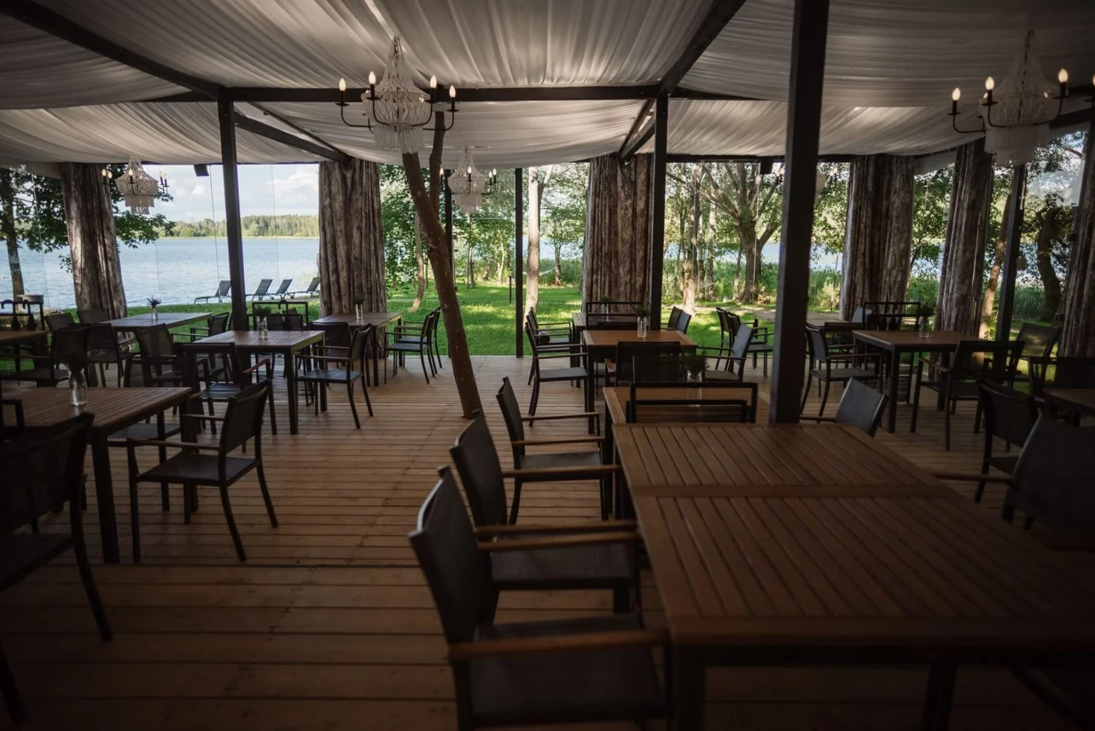 Интерьер/Экстерьер/Банкетная зона/Бар/Стол для двоих/Вход/Главный зал/Lounge зона ресторан Берег желаний фото