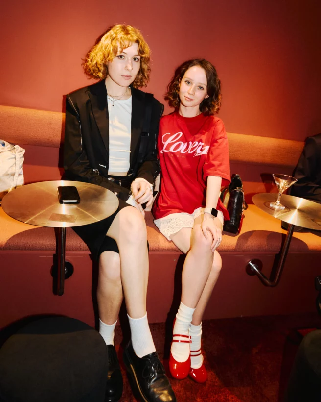 Интерьер/Экстерьер/Банкетная зона/Бар/Стол для двоих/Вход/Главный зал/Lounge зона бар Nomer фото