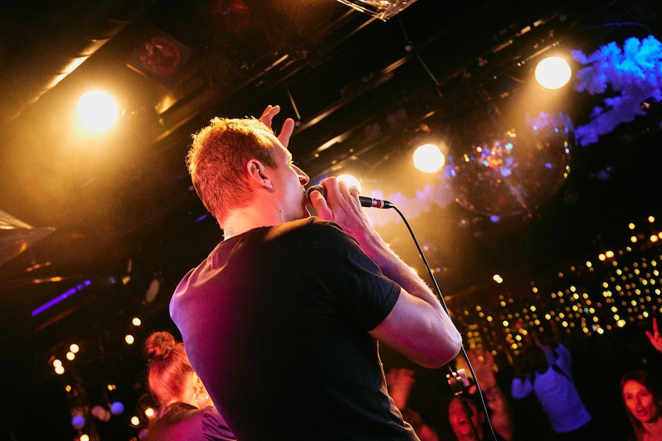 Клуб «16 тонн», Москва: цены, меню, адрес, фото, отзывы — Официальный ...