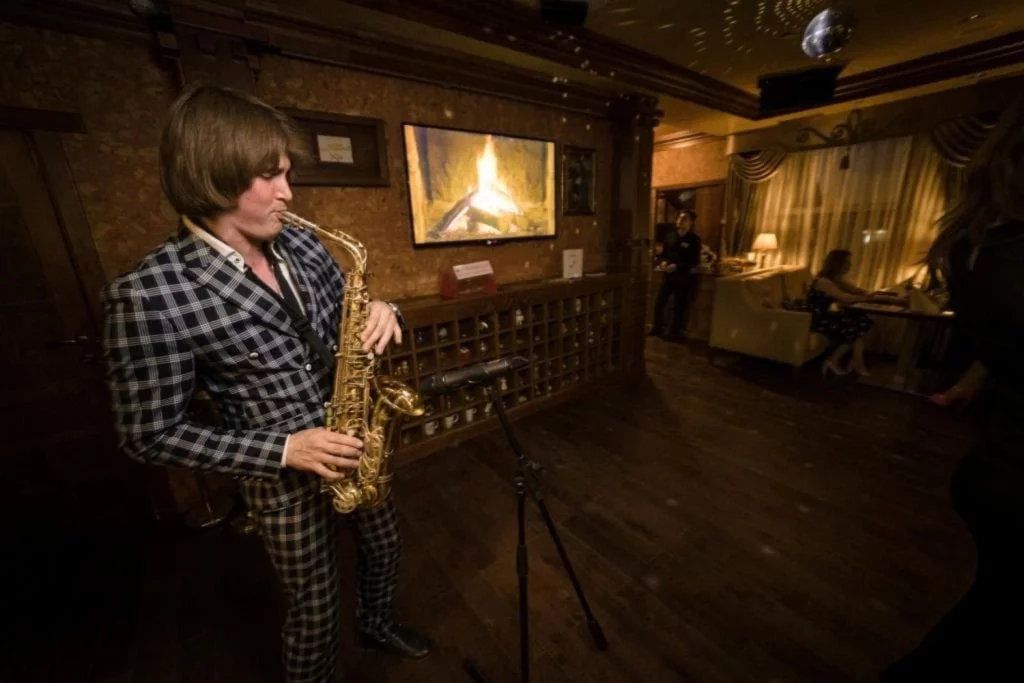 Интерьер/Экстерьер/Банкетная зона/Бар/Стол для двоих/Вход/Главный зал/Lounge зона ресторан Да Винчи фото