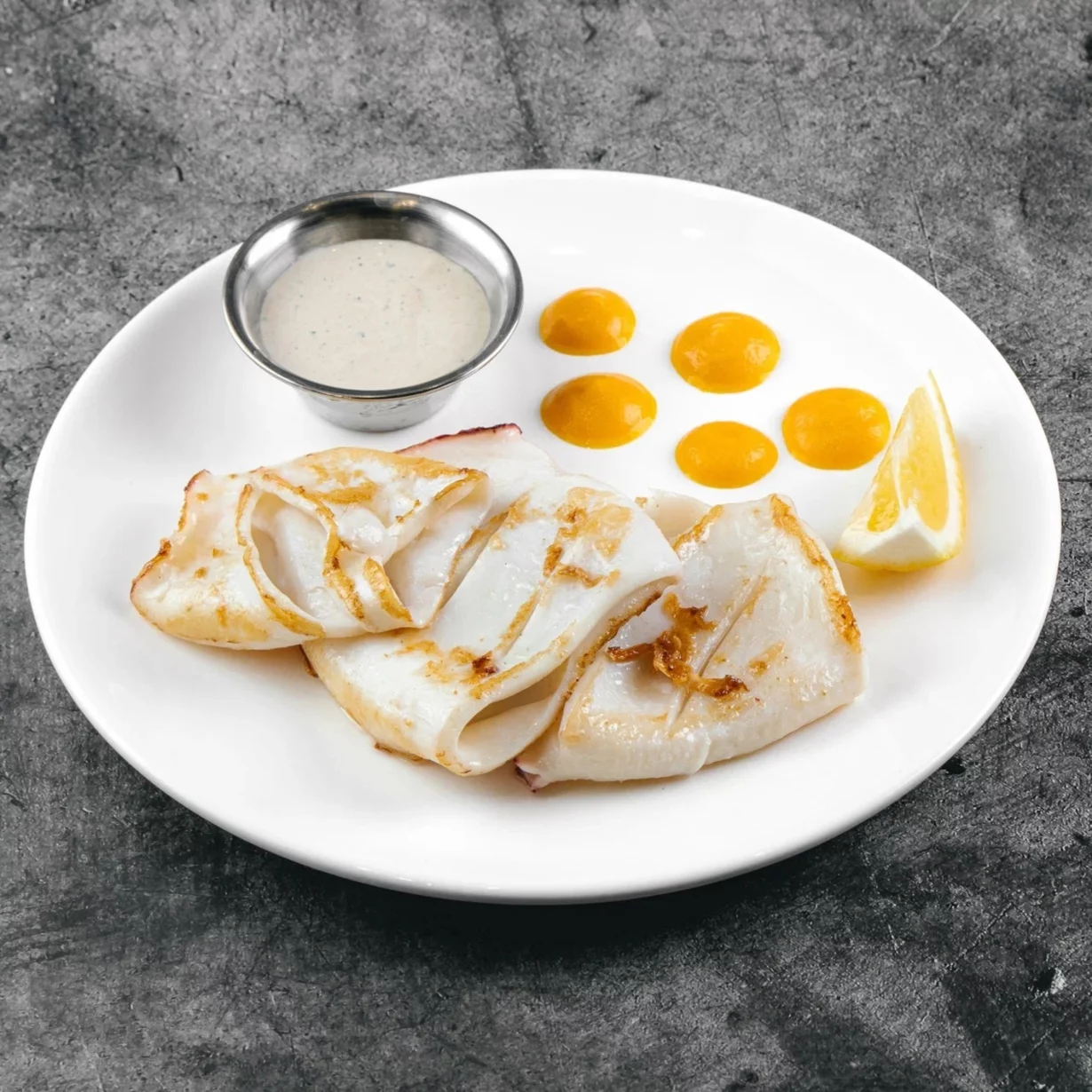 Интерьер/Экстерьер/Банкетная зона/Бар/Стол для двоих/Вход/Главный зал/Lounge зона кафе Мидийное место фото