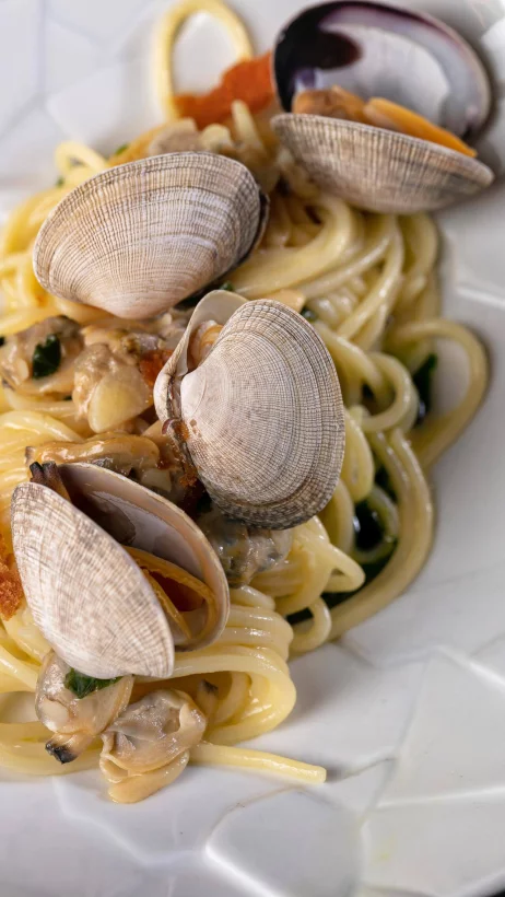 Интерьер/Экстерьер/Банкетная зона/Бар/Стол для двоих/Вход/Главный зал/Lounge зона ресторан Peshi фото